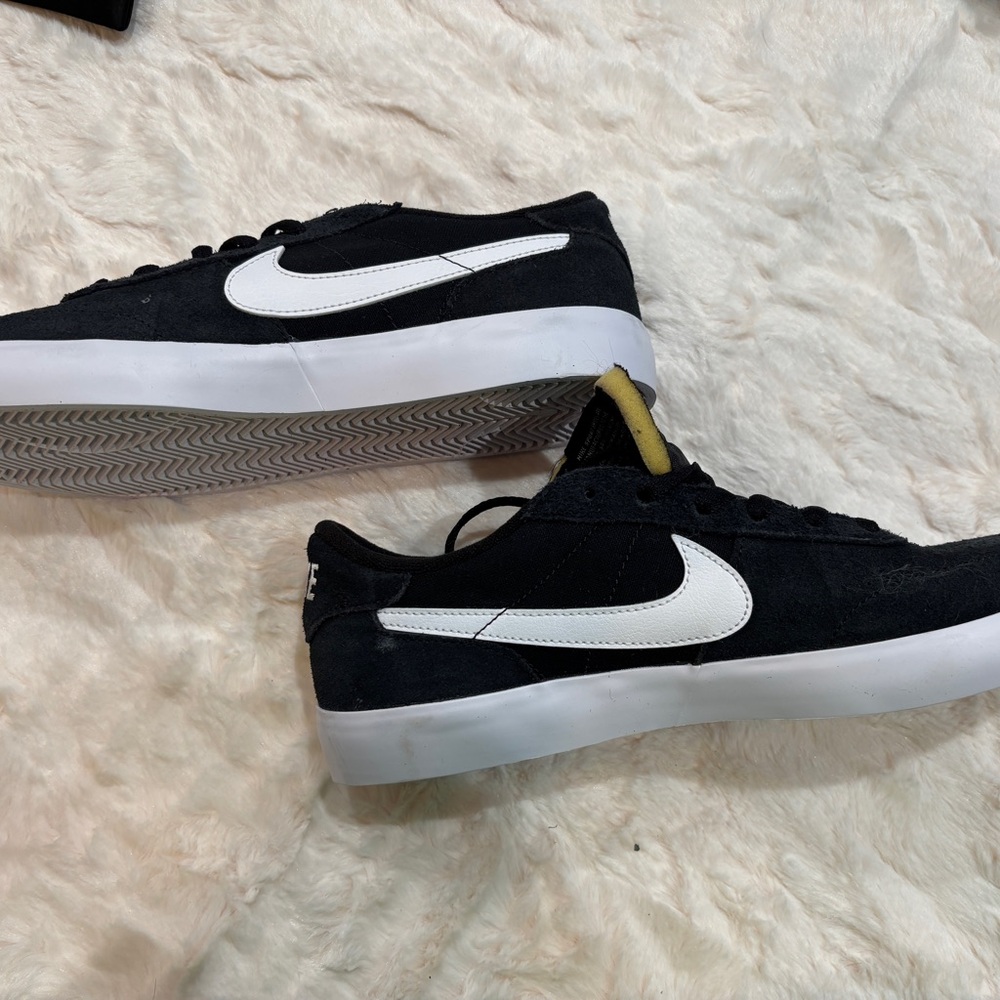 New Nike SB Heritage Vulc Black Shoes size 10